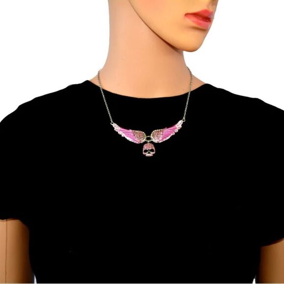 Heavy Metal Pink Skull Crystal Necklace - Picture 1 of 2